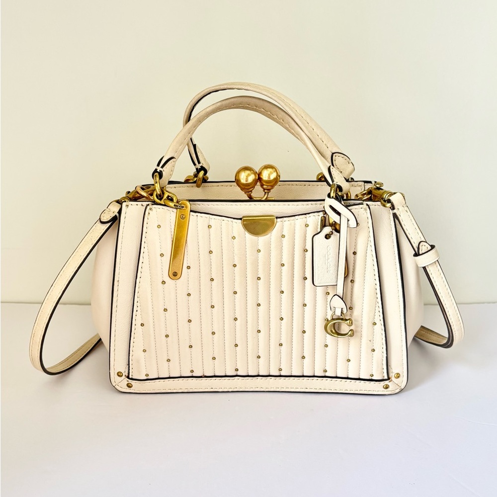 COACH Kisslock Dreamer 21 With Quilting And Rivets White